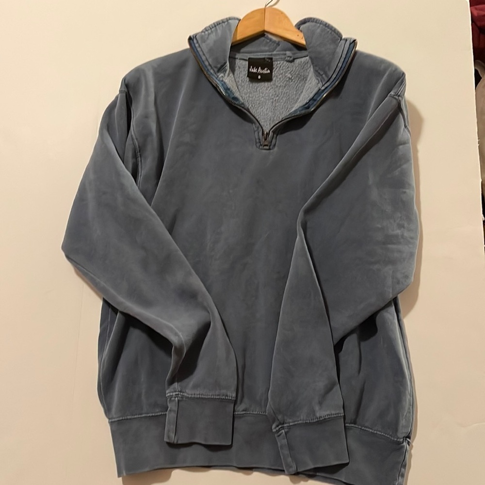 Jake Austia Men's blue 1/4 zip